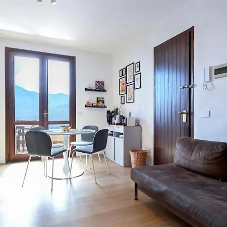 Host4u - Terrazza Sul D'iseo, A Appartement *