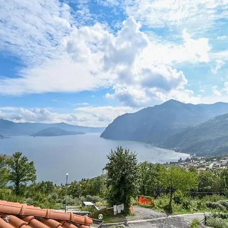 Host4u - Terrazza Sul D'iseo, A Appartement Solto Collina